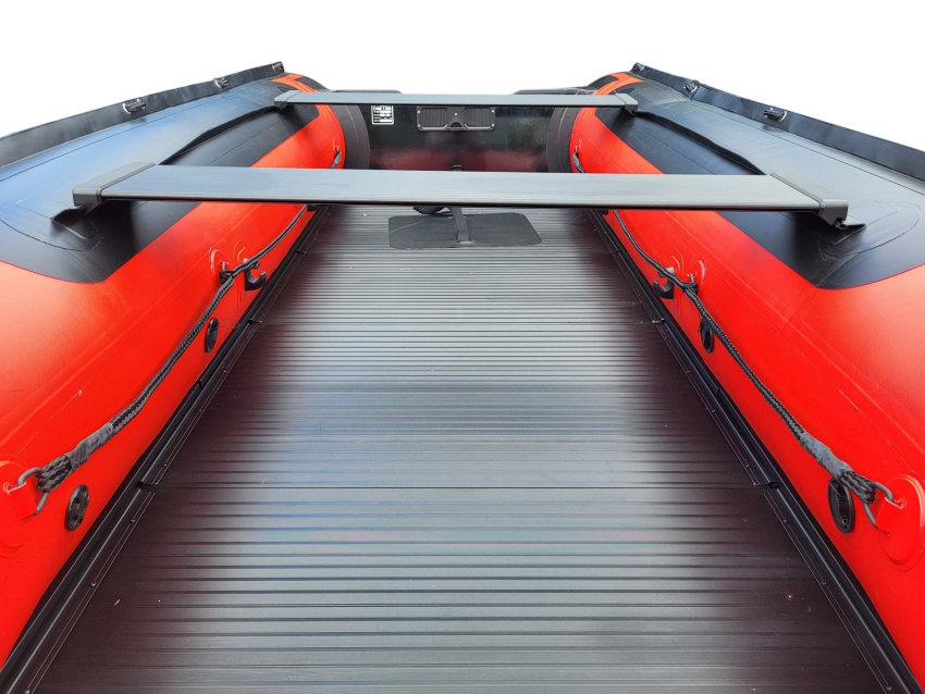 <strong>NEW: 420HDA SPORT RED</strong><br>INFLATABLE BOAT